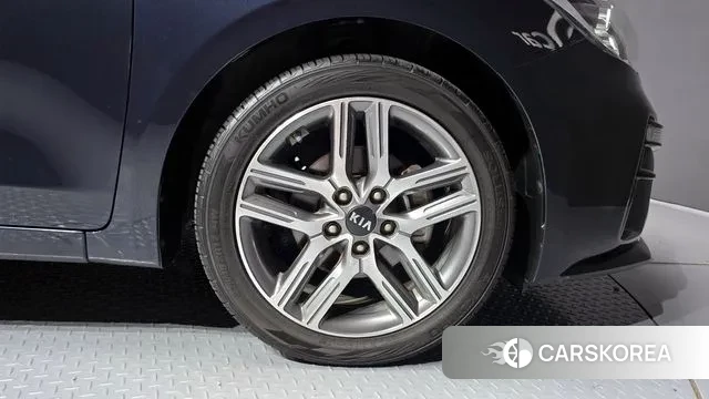 Kia Come New K3 id 2961958 из Кореи 15