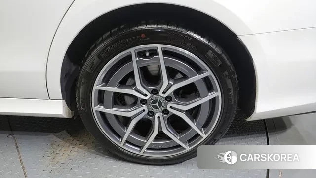 Mercedes-Benz E-Class W213 id 2915067 из Кореи 15