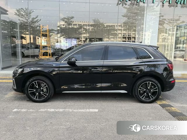 Audi Q5L 2023 Черный из Китая, фото 6
