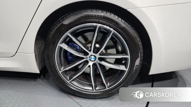 BMW 5 Series (G30) id 3366513 из Кореи 15