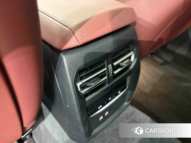 BMW i3 id 3983146 из Китая 18