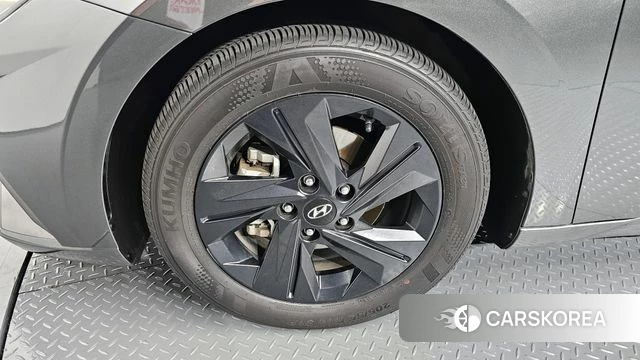 Hyundai Avante (CN7) id 3871140 из Кореи 15