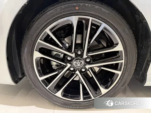 Toyota Camry (XV80) id 3739182 из Кореи 8