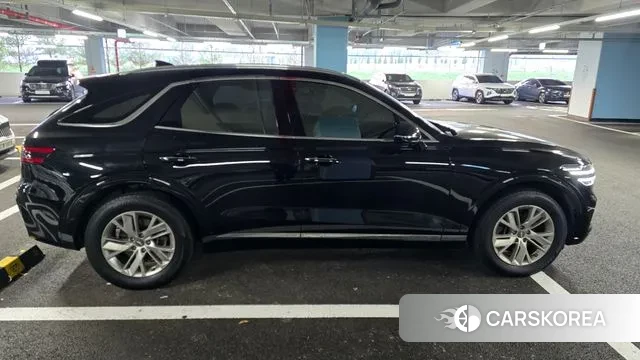 Genesis GV70 2021 Черный из Кореи, фото 5