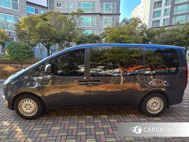 Hyundai Staria id 3517109 из Кореи 15