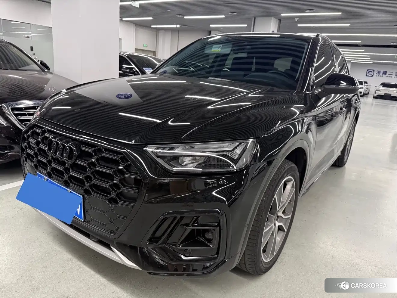 Audi Q5L id 4629099 из Китая 19