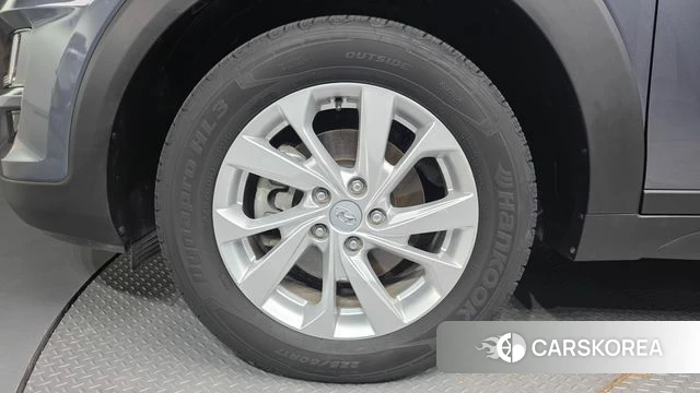 Hyundai All New Tucson id 4586608 из Кореи 28