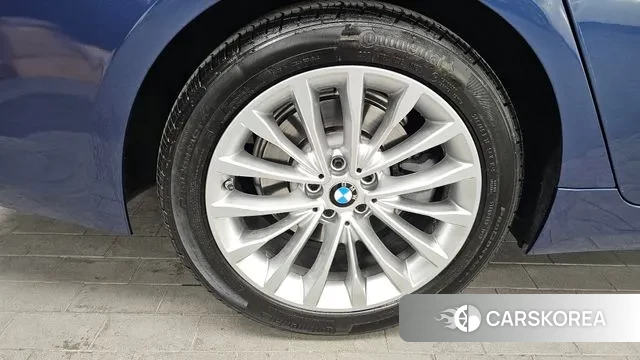 BMW 5 Series (G30) id 3616312 из Кореи 15