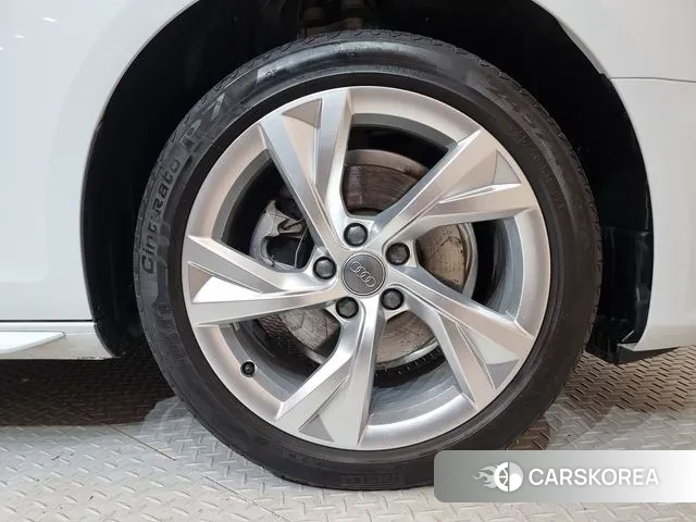 Audi A4 (B9) id 3499183 из Кореи 15