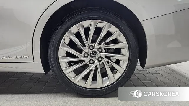 Lexus ES300h 7th generation id 3607698 из Кореи 15