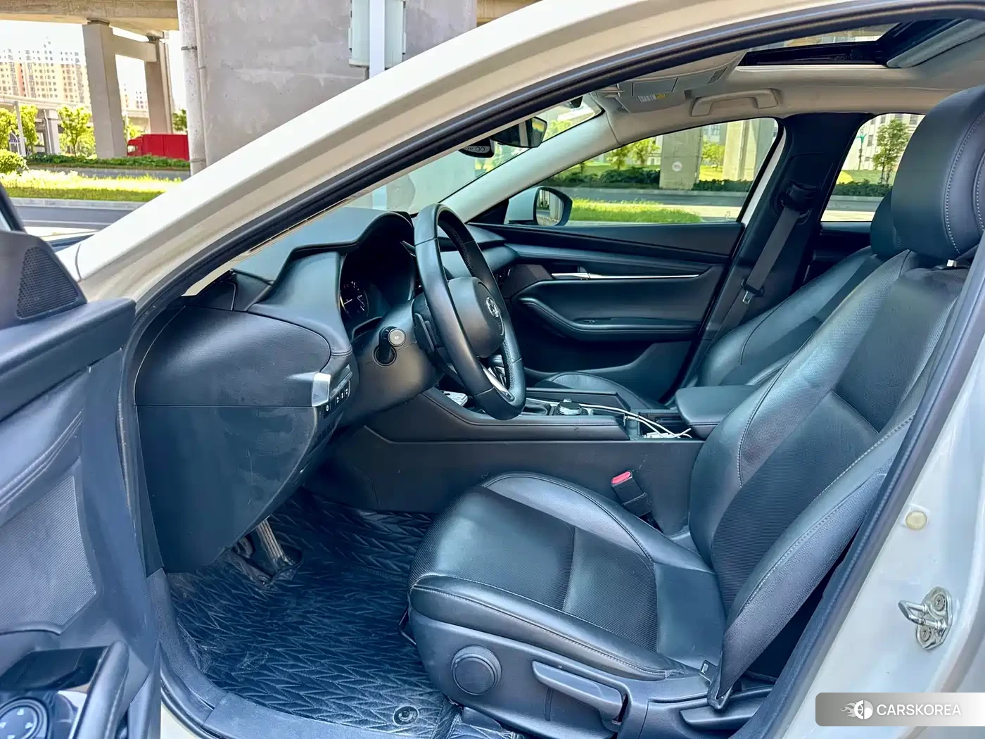 Mazda 3 id 4548178 из Китая 11