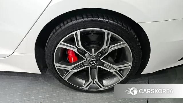 Kia Stinger id 3474864 из Кореи 15