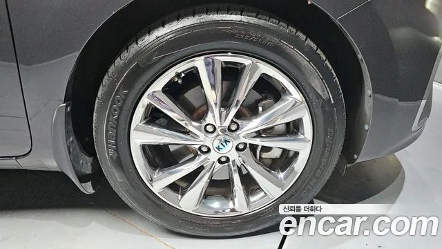 Kia The New Carnival id 2356543 из Кореи 15