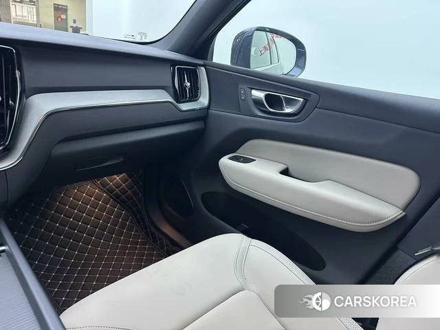Volvo XC60 2025 Синий из Китая, фото 5