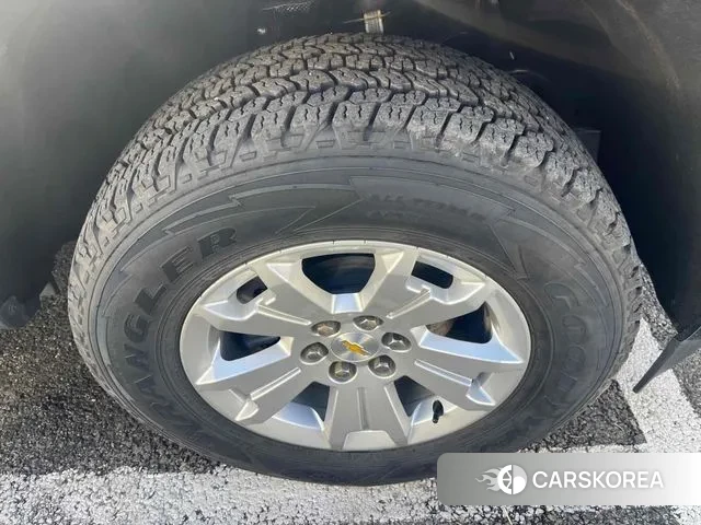 Chevrolet (GM Daewoo) Real New Colorado 2022 Черный из Кореи, фото 5