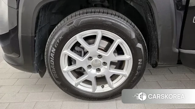 Jeep Renegade id 3428485 из Кореи 15