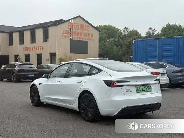 Tesla Model 3 2025 Белый из Китая, фото 6