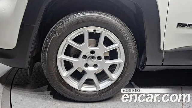 Jeep Renegade id 2834403 из Кореи 15