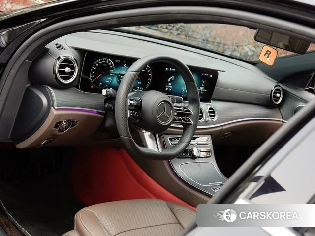 Mercedes-Benz E-class PHEV id 3909011 из Китая 15