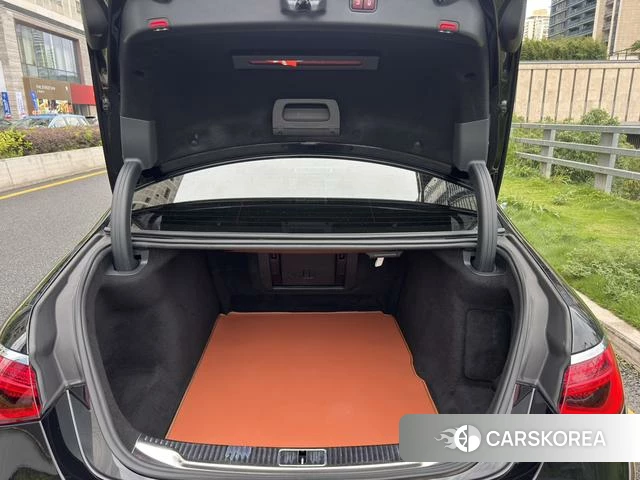Mercedes-Benz S-class id 4353743 из Китая 27