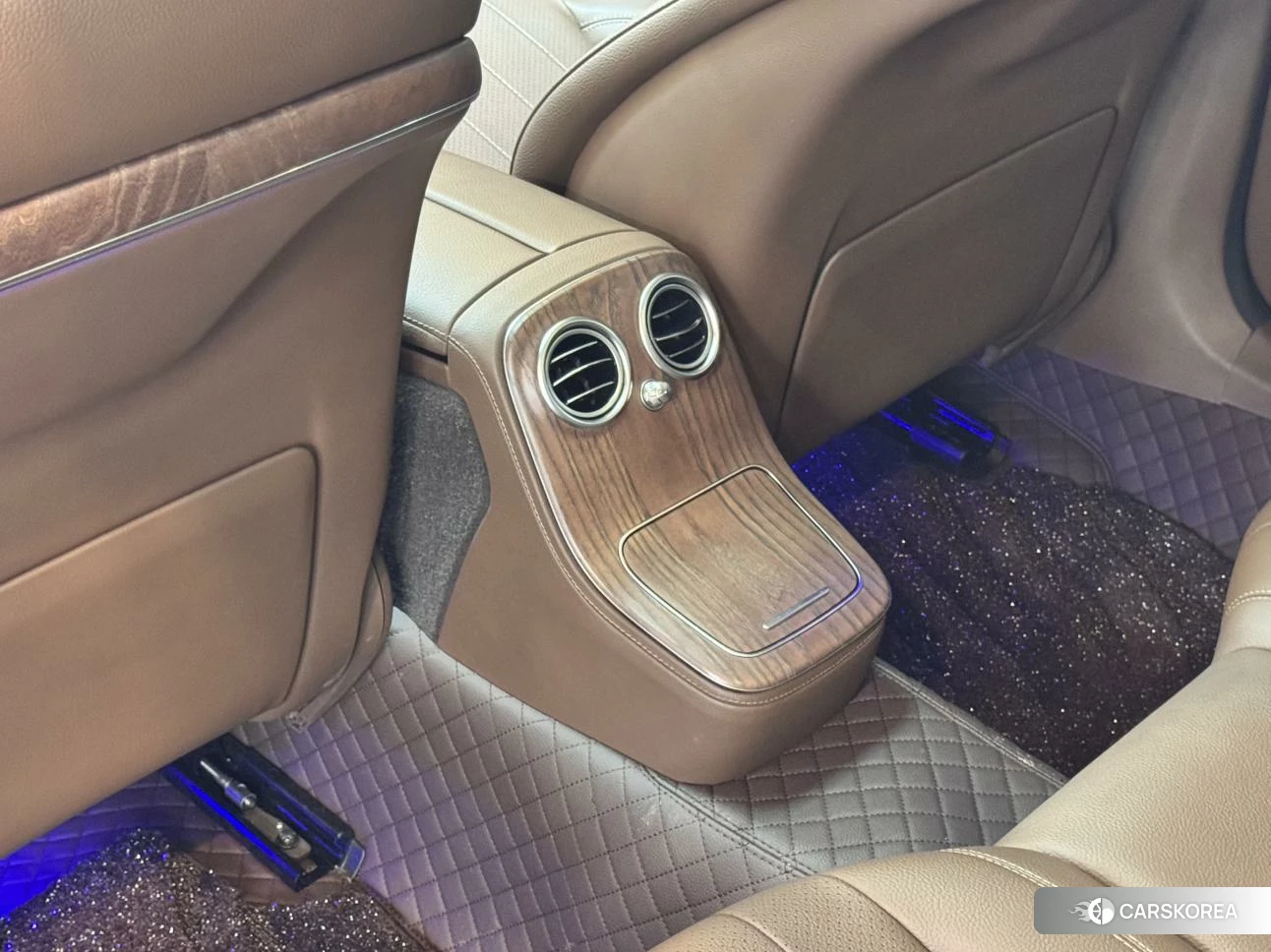 Mercedes-Benz E-class id 4420970 из Китая 21