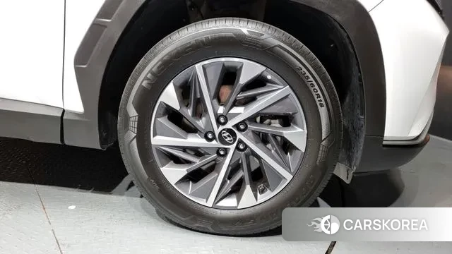 Hyundai Tucson (NX4) id 3002830 из Кореи 15