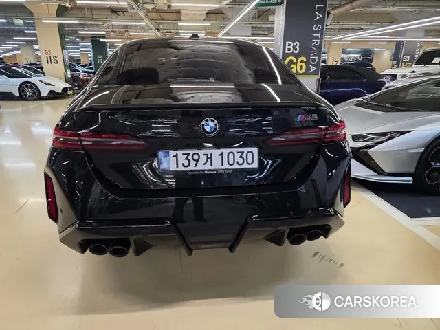 BMW M5 (G90) 2025 Черный из Кореи, фото 6