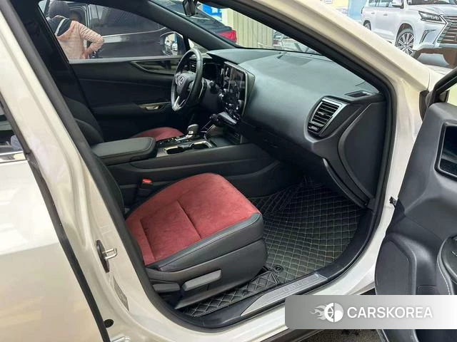 Lexus NX id 4278049 из Китая 17
