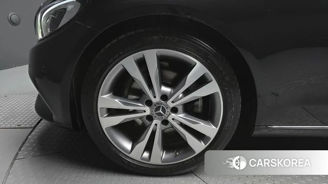 Mercedes-Benz C-Class W205 id 4225829 из Кореи 25