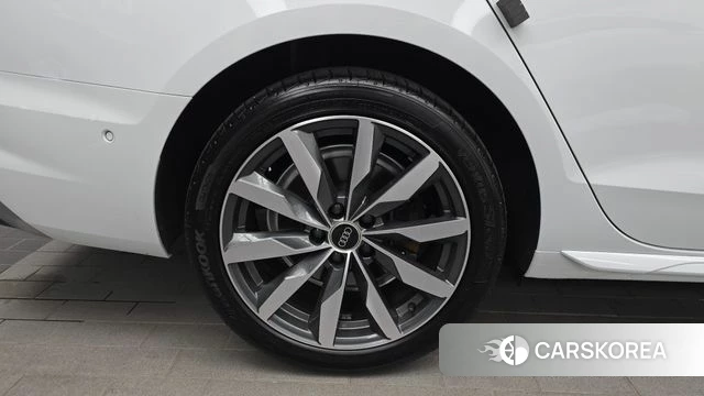Audi A4 (B9) id 4517300 из Кореи 15