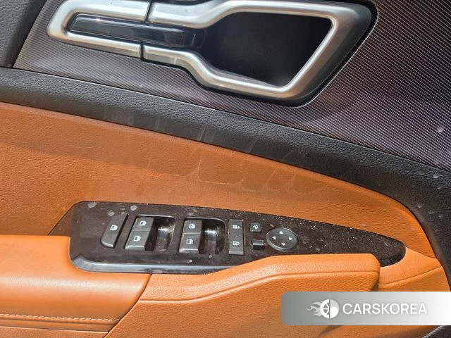Kia Sportage 5th Generation 2022 Белый из Кореи, фото 5