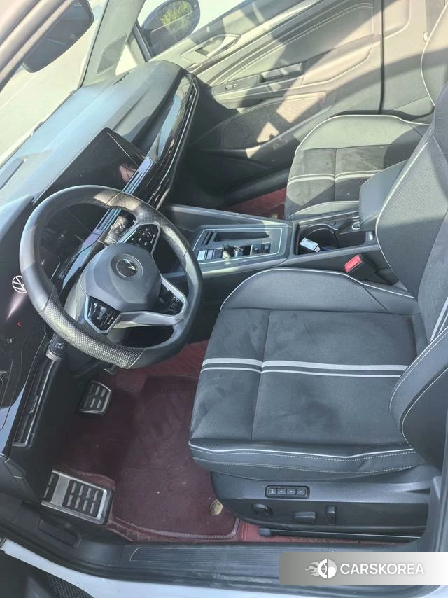Volkswagen Golf 2023 Белый из Китая, фото 5
