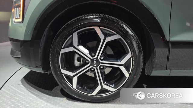 Kia Di Ol Nu Niro id 4201878 из Кореи 29