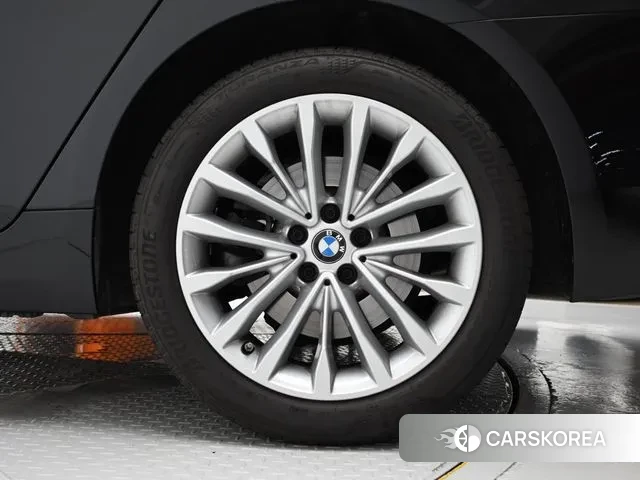 BMW 5 Series (G30) id 2959411 из Кореи 15