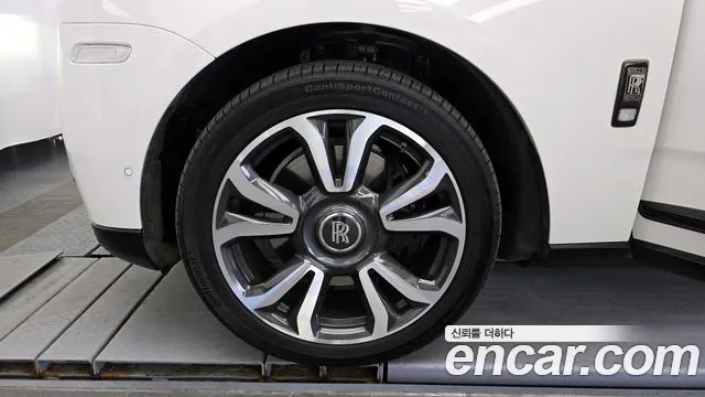 Rolls-Royce Cullinan id 2657155 из Кореи 15