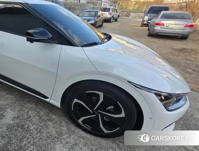 Kia EV6 2023 Белый из Кореи, фото 5