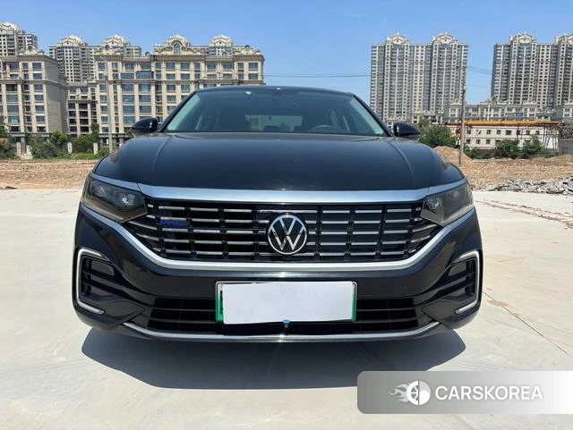 Volkswagen Passat PHEV id 4279188 из Китая 15