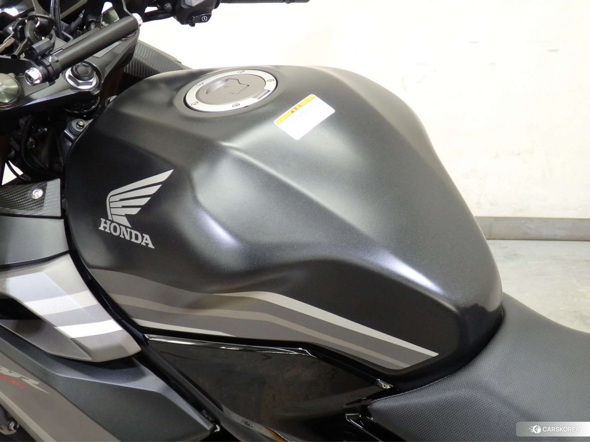 Honda CBR400R ABS id 4184262 из Японии 26