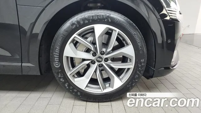 Audi e-Tron id 2806691 из Кореи 15