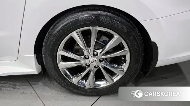 Kia The New Carnival id 3514985 из Кореи 15