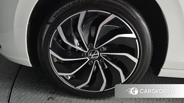 Volkswagen Golf 8th Generation id 3482351 из Кореи 15