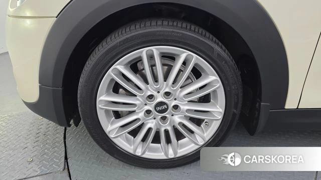 Mini Cooper S id 4020584 из Кореи 15