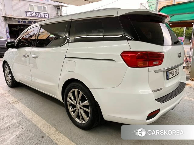 Kia The New Carnival id 4490957 из Кореи 13