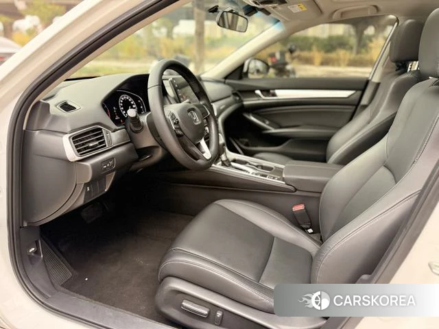 Honda Accord 2022 Белый из Китая, фото 5