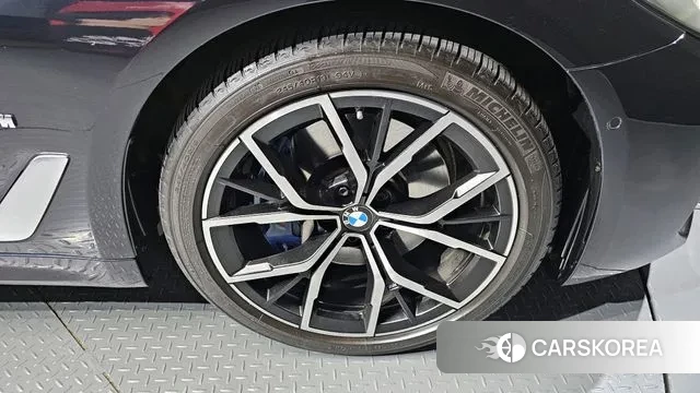 BMW 5 Series (G30) id 3759997 из Кореи 15