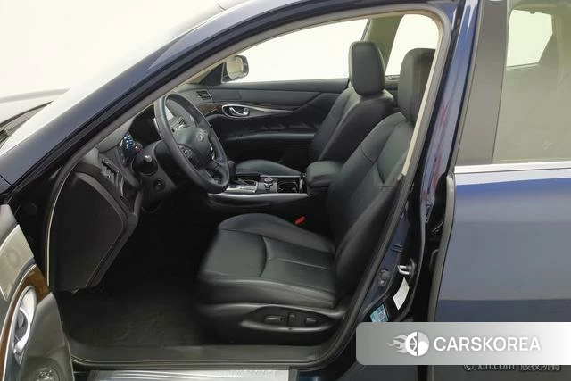 Infiniti Q70 id 4211431 из Китая 19