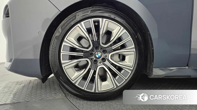 BMW 7 Series (G70) id 4585217 из Кореи 29
