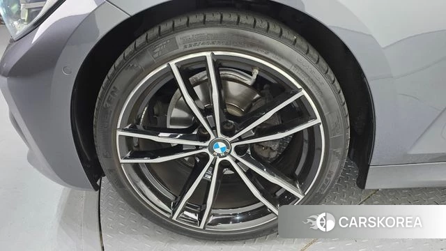 BMW 3 Series (G20) id 4330773 из Кореи 30