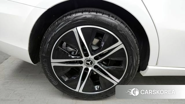 Mercedes-Benz A-Class W177 id 4243192 из Кореи 26