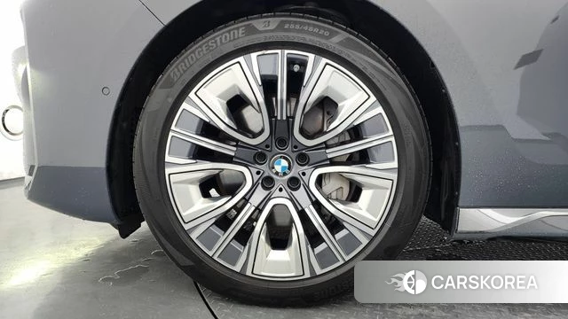 BMW 7 Series (G70) id 4613317 из Кореи 38